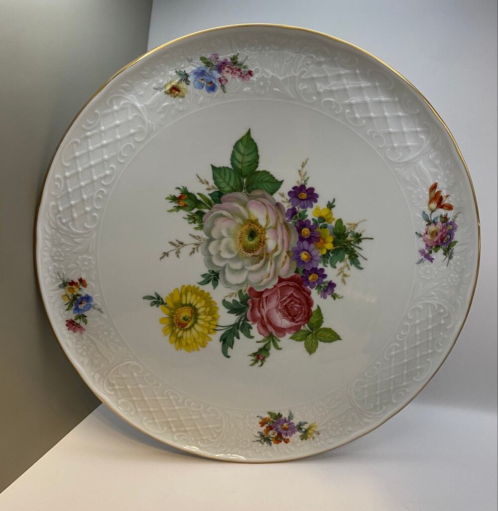 Vintage 1960s Schumann Arzberg Bavaria 12" Cake Stand Floral Cottagecore Gold